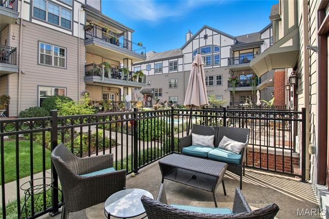 3612 Flad Avenue, St Louis, MO 63110