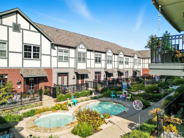 3612 Flad Avenue, St Louis, MO 63110