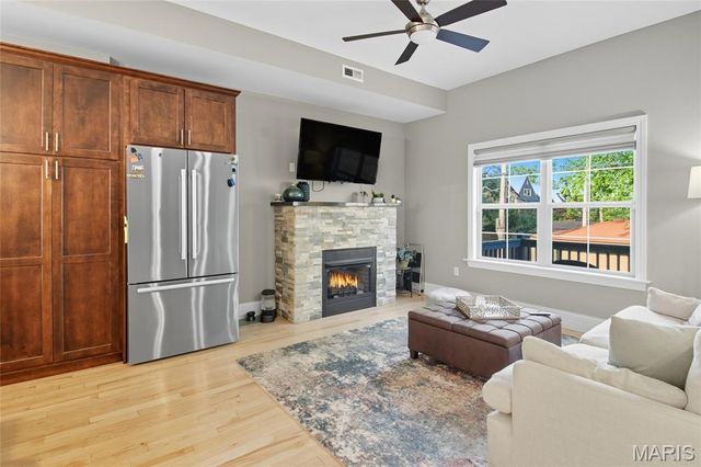 3612 Flad Avenue, St Louis, MO 63110