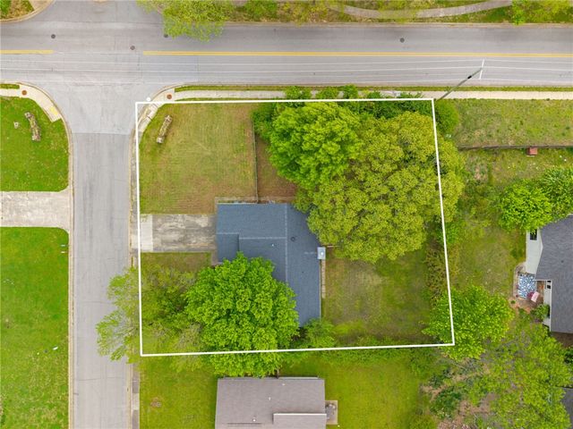 2146 Loren Circle, Fayetteville, AR 72701