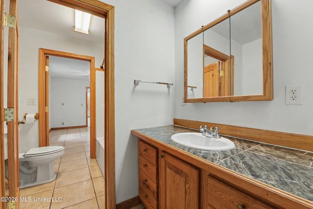 3231 Kings Bridge Road, Moss Point, MS 39562