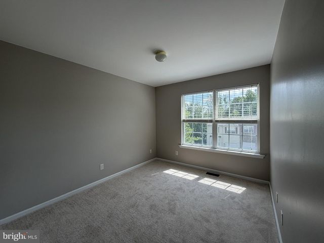 278 YORKTOWN CT, Malvern, PA 19355