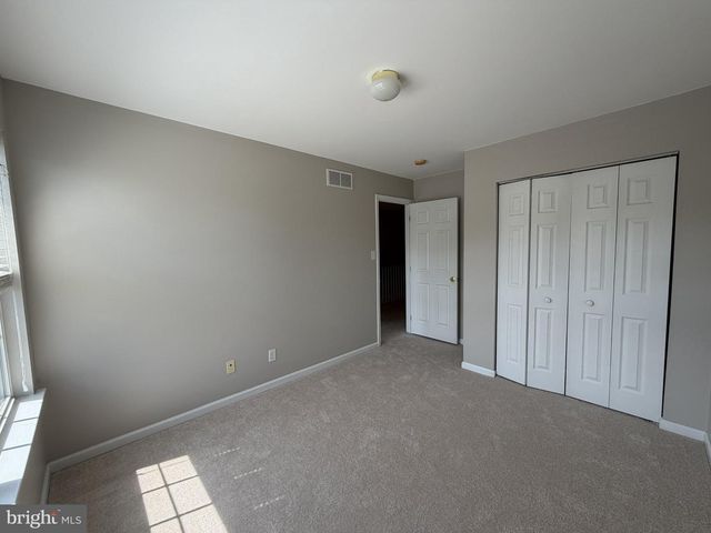 278 YORKTOWN CT, Malvern, PA 19355
