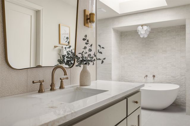 7606 Dunoon Avenue, Dallas, TX 75248