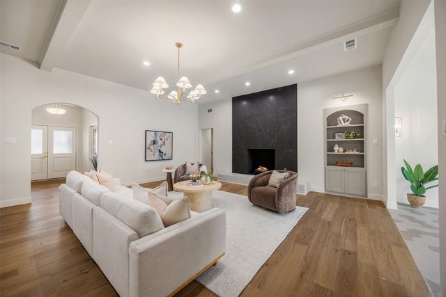 7606 Dunoon Avenue, Dallas, TX 75248