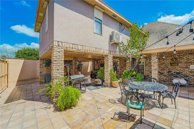 228 Oak Ridge Drive, Rio Grande City, TX 78582