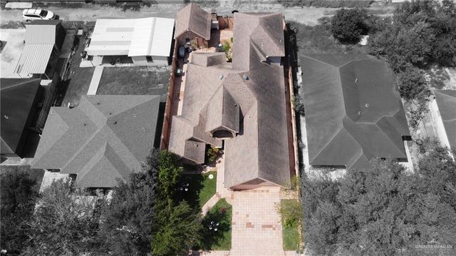 228 Oak Ridge Drive, Rio Grande City, TX 78582