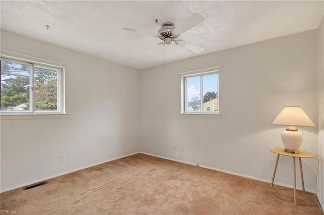 456 Beacon Hill CIR, Norfolk, VA 23502