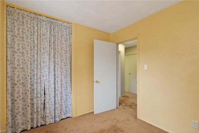 456 Beacon Hill CIR, Norfolk, VA 23502