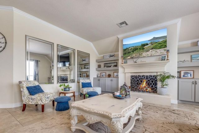 11219 Kings Point Boulevard Boulevard, Mont Belvieu, TX 77535