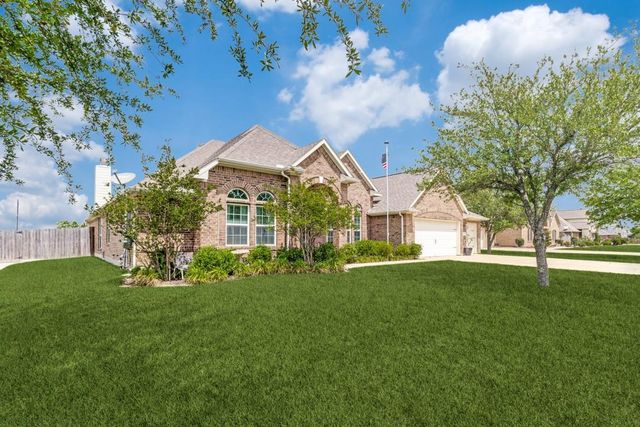 11219 Kings Point Boulevard Boulevard, Mont Belvieu, TX 77535