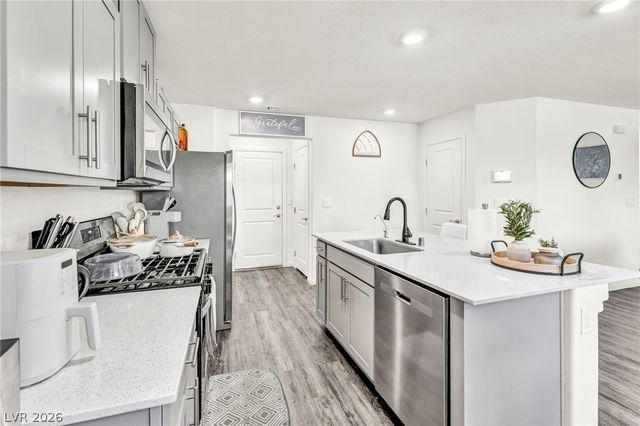 630 Harmony Rock Avenue, North Las Vegas, NV 89081