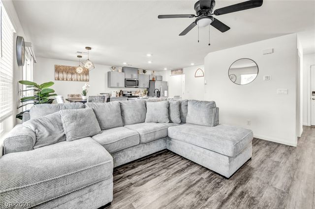 630 Harmony Rock Avenue, North Las Vegas, NV 89081