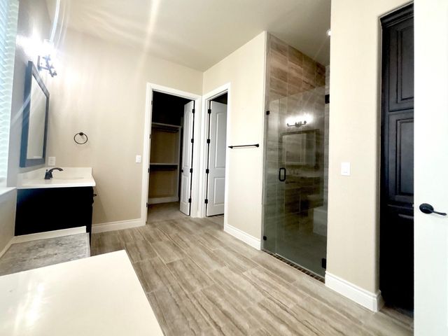 820 Desaix DR, Georgetown, TX 78628