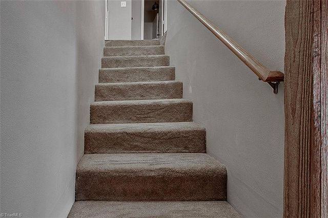 2227 Tot Hill Farm Road, Asheboro, NC 27205