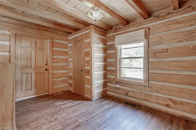 2227 Tot Hill Farm Road, Asheboro, NC 27205