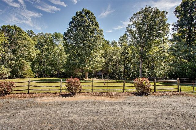 2227 Tot Hill Farm Road, Asheboro, NC 27205