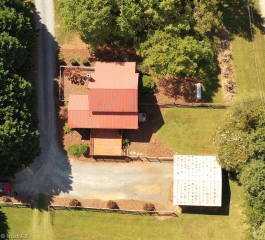 2227 Tot Hill Farm Road, Asheboro, NC 27205