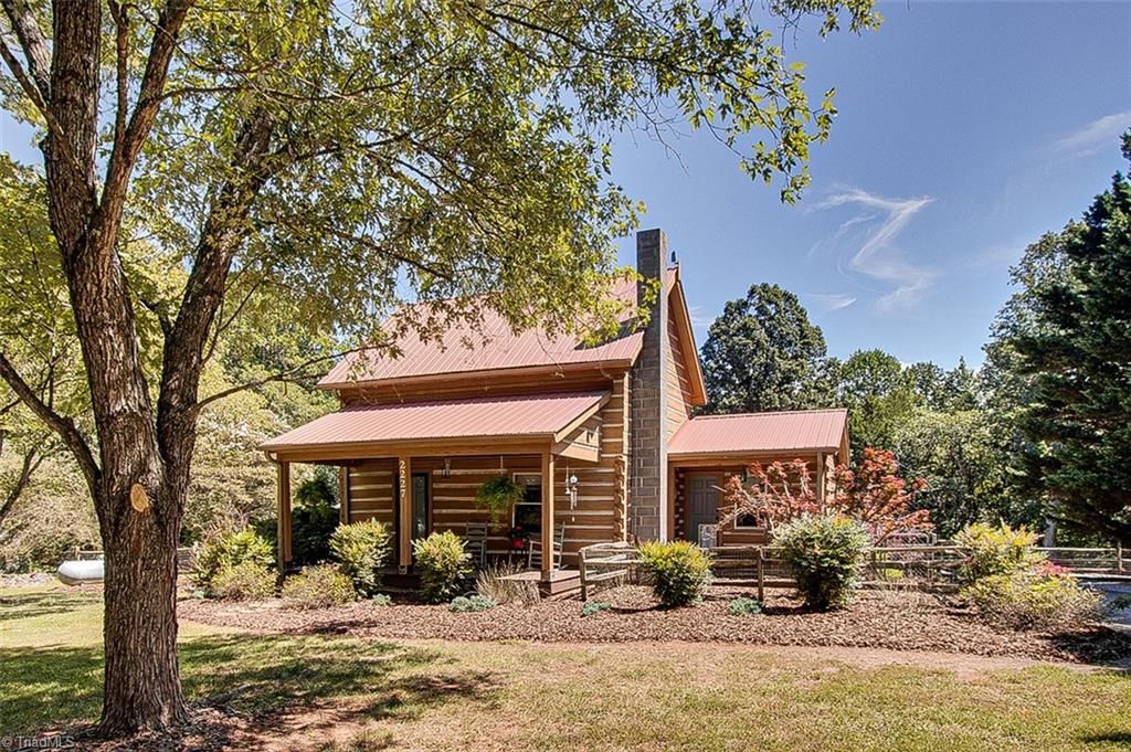 2227 Tot Hill Farm Road, Asheboro, NC 27205