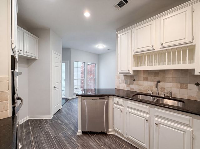 7707 Windmere Court, Irving, TX 75063
