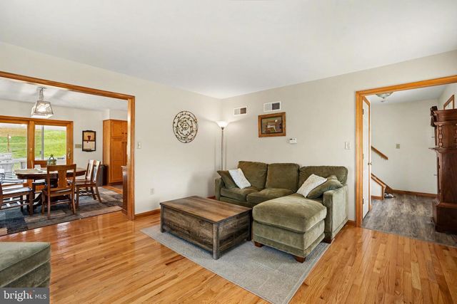 2755 VALLEY RD, Marysville, PA 17053