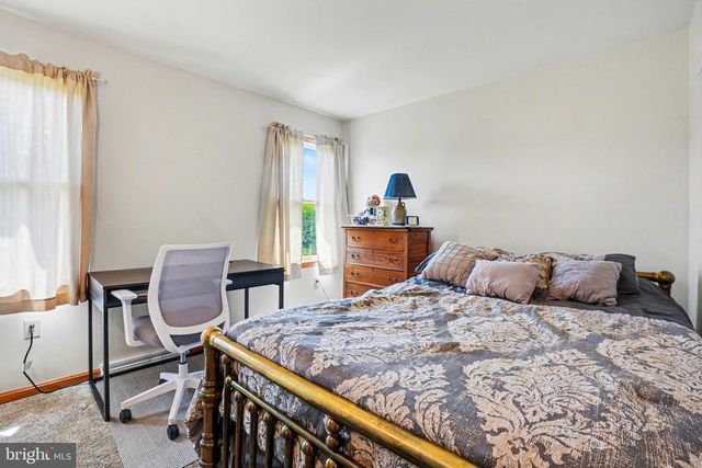 2755 VALLEY RD, Marysville, PA 17053