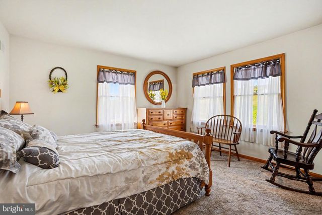 2755 VALLEY RD, Marysville, PA 17053