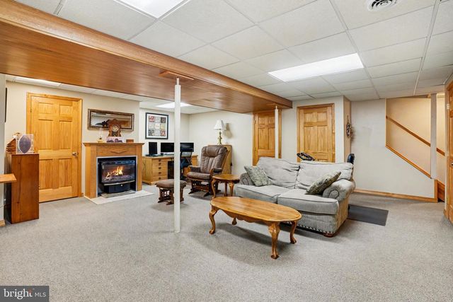 2755 VALLEY RD, Marysville, PA 17053