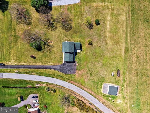 2755 VALLEY RD, Marysville, PA 17053