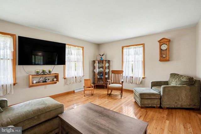 2755 VALLEY RD, Marysville, PA 17053
