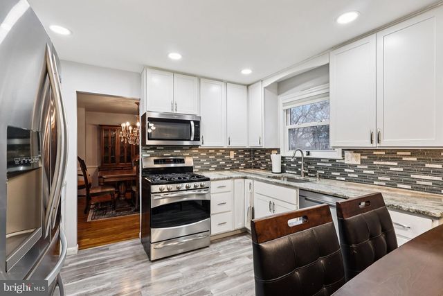 721 CHATHAM RD, Somerdale, NJ 08083