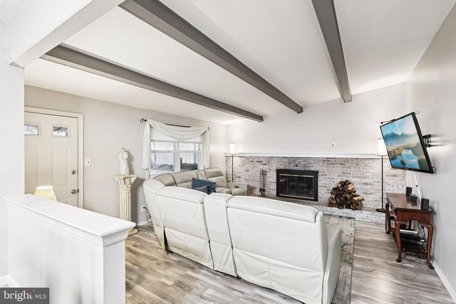 721 CHATHAM RD, Somerdale, NJ 08083