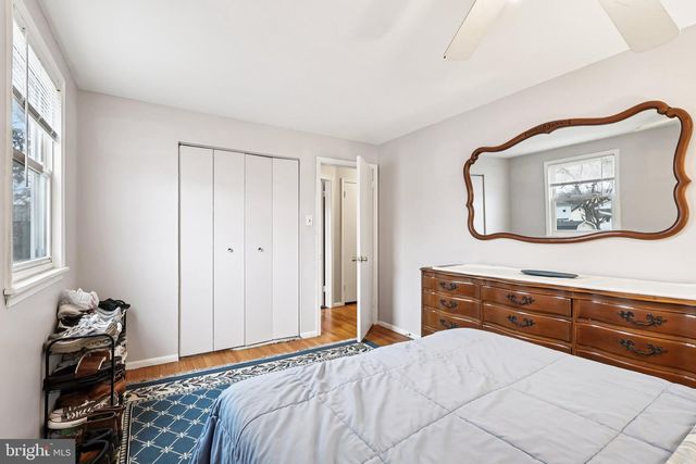 721 CHATHAM RD, Somerdale, NJ 08083