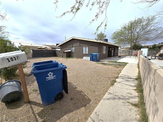 1037 June Avenue, Las Vegas, NV 89104