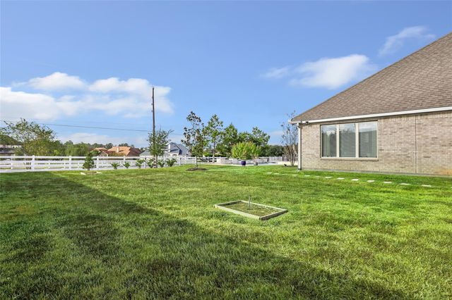 12235 Seagrape Lane, Conroe, TX 77304