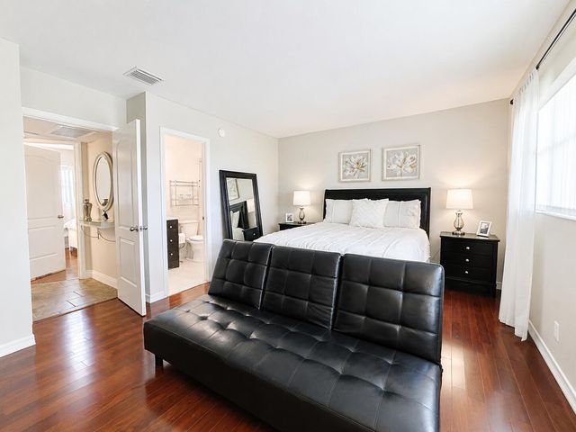 5131 W Oakland Park Boulevard 202, Lauderdale Lakes, FL 33313