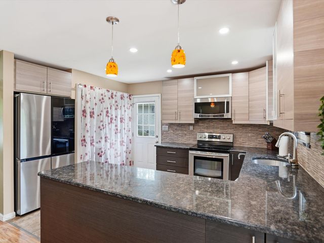 15861 Coral Avenue, Clinton Township, MI 48035