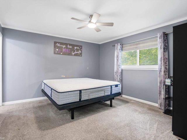 15861 Coral Avenue, Clinton Township, MI 48035