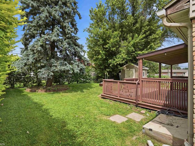 15861 Coral Avenue, Clinton Township, MI 48035