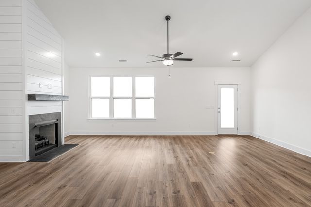 287 Johnnys Place, Mount Juliet, TN 37122