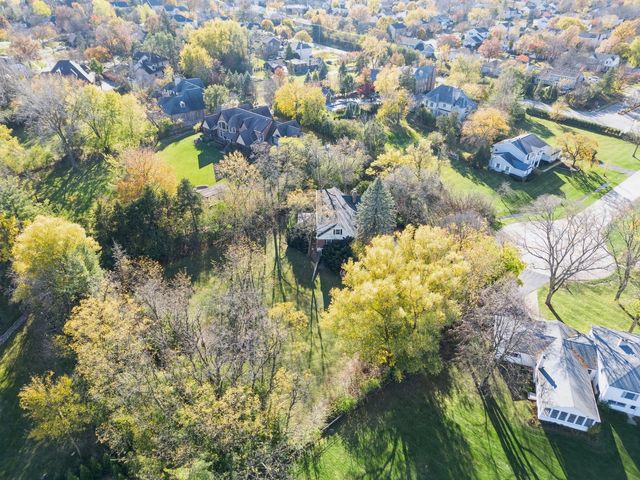 335 Countryside Court, Burr Ridge, IL 60527