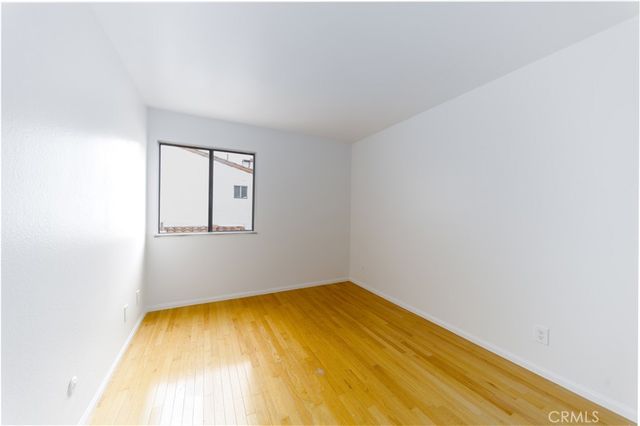 10926 Bluffside Dr. 32, Studio City, CA 91604