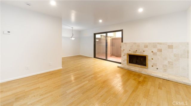 10926 Bluffside Dr. 32, Studio City, CA 91604