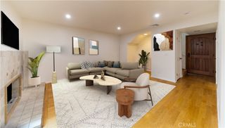 10926 Bluffside Dr. 32, Studio City, CA 91604