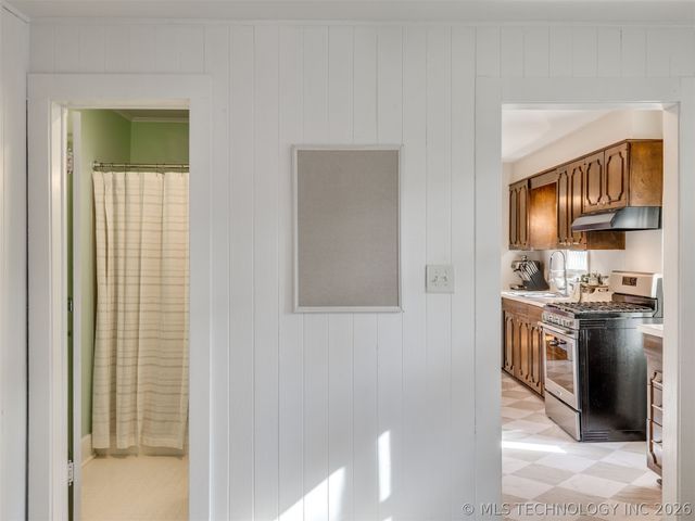 4168 E 1st Street, Tulsa, OK 74112