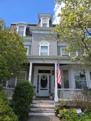 25 Delaware Street, Port Jervis, NY 12771