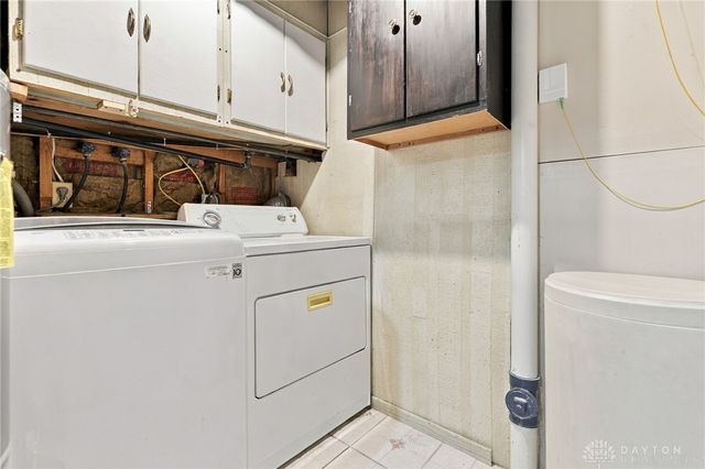 562 Hathaway Trail, Tipp City, OH 45371