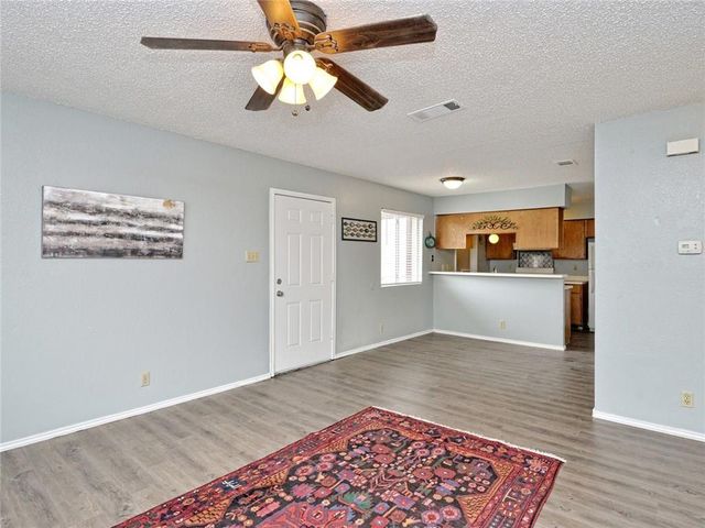 5809 Spring Meadow RD B, Austin, TX 78744