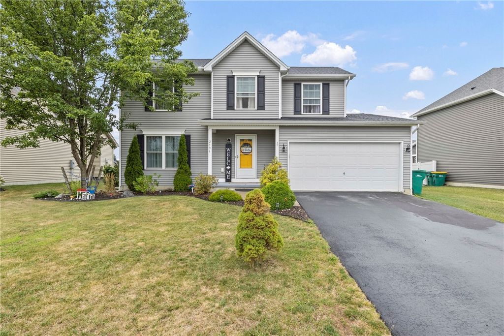 2396 Hobblebush Lane, Hamburg, NY 14085