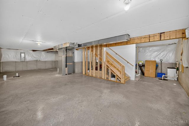 5068 Ross Ridge, South Lebanon, OH 45152